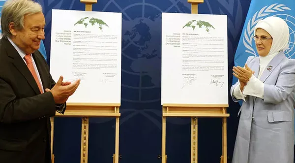 emine-erdogan-ve-bm-genel-sekreteri-guterres-sifir-atik-projesi-icin-iyi-niyet-beyani-imzaladi-1663661088410.jpg