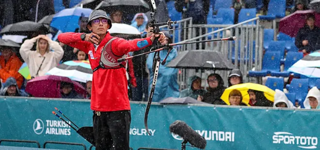 Milli okçu Mete Gazoz Dünya Şampiyonu oldu