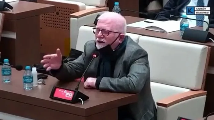 CHP'nin eşcinsellere verdiği vaatler devam ediyor! Kadıköy Belediyesi'nin Meclis Üyesi İrfan Gümrah'tan skandal sözler - 1