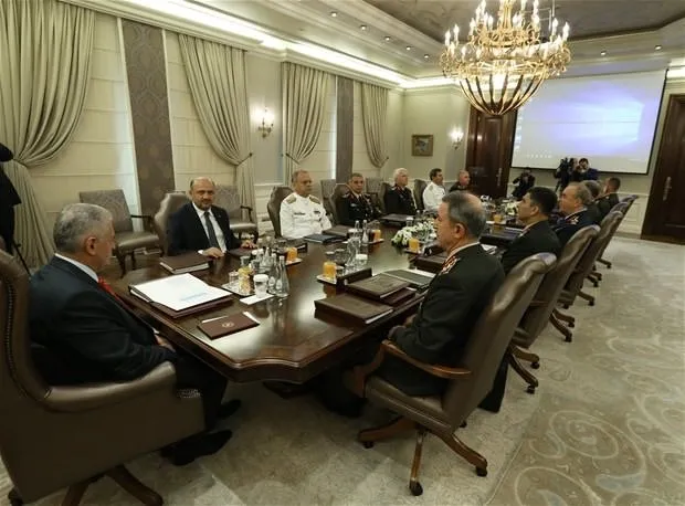 Tarihin en kritik Yüksek Askeri Şûra toplantısı