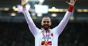 Ramil Guliyev’den birincilik