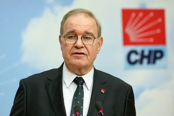 6li-koalisyonda-sular-durulmuyor-aksenerin-kilicdarogluna-kapris-gondermesine-chpden-jet-yanit-1675272689844.jpg 6'lı koalisyonda sular durulmuyor! Akşener'in Kılıçdaroğlu'na 'kapris' göndermesine CHP'den jet yanıt - 5