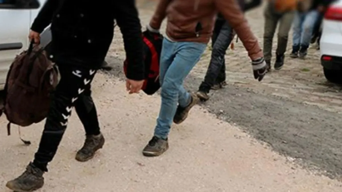 Kırklareli'nde 13 düzensiz göçmen yakalandı