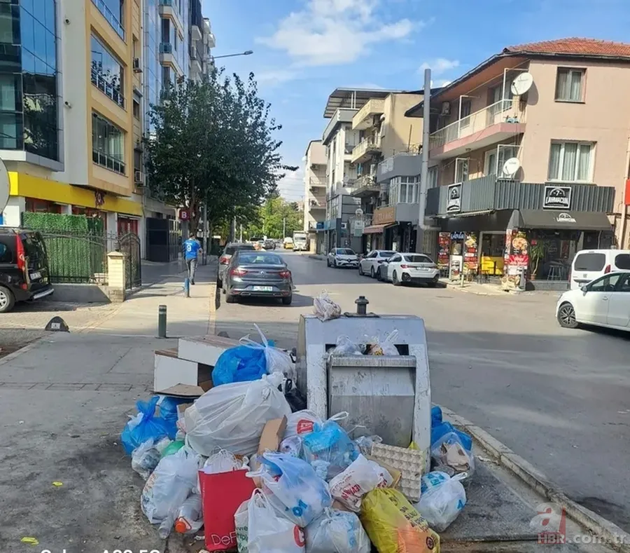 İzmir’de Buca’nın ardından Karşıyaka’da da çöp krizi! Başkan tatilde 3