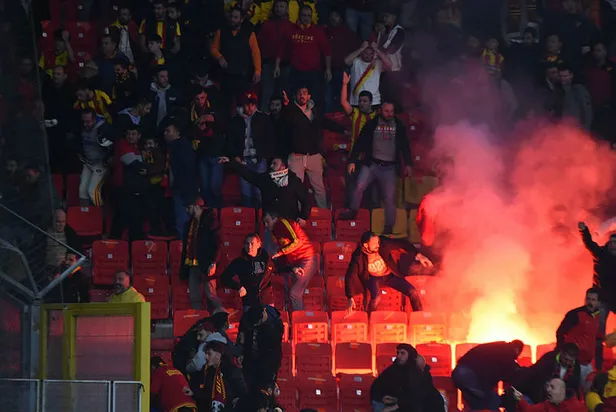 SON DAKİKA! Göztepe Altay maçında olaylar! Göztepe Altay maçı ertelendi mi? Altay kaleci Ozan Evrim Özenç sağlık durumu nasıl?