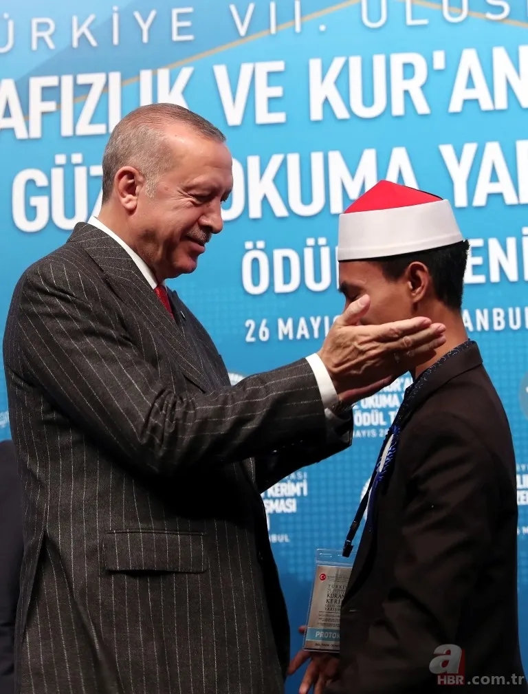 Başkan Erdoğan, Hafızlık ve Kur'an-ı Kerim'i Güzel Okuma Yarışma ödül törenine katıldı 16