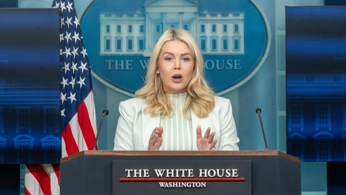 ABD'den İran'la bağlantılı 3 kişi, 9 gemi ve 17 kuruluşa yaptırım