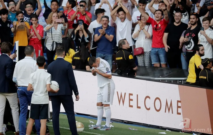 Real Madrid, en pahalı transferi Eden Hazard'ı tanıttı 16