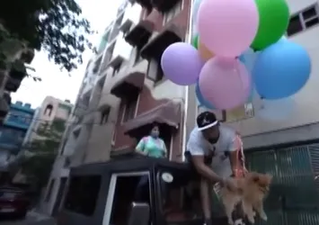 Köpeğini uçan balona bağlayıp uçurdu! Gözaltına alındı