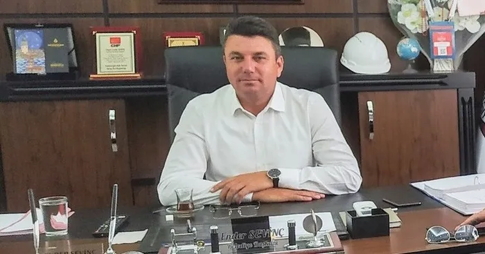 CHP'de taciz skandalı! Kıyıköy Belediye Başkanı Ender Sevinç iki kadın çalışanı taciz etti - 1
