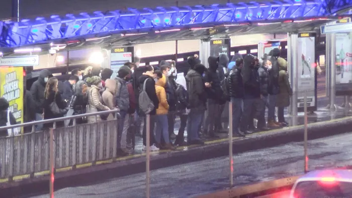 Son dakika: İstanbul'da yağmur çilesi! Trafik ve toplu ulaşım felç - 5