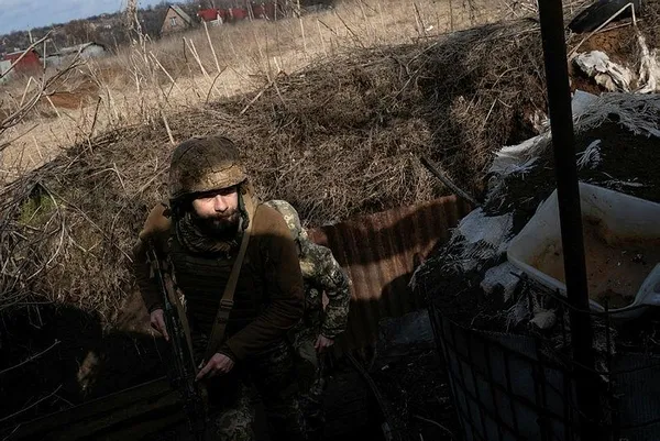 SON DAKİKA! Vladimir Putin duyurdu: Donbas’a askeri harekat başladı! Rusya Kiev’in batısını kuşattı