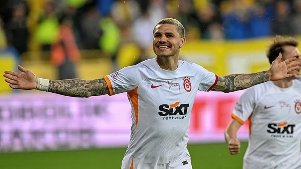 Dünya yıldızı Mauro Icardi şampiyonluk maçında tarihe geçti! Galatasaray’da bunu yapan ilk isim oldu…