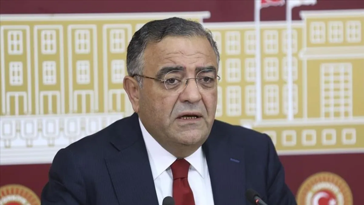 CHP'li Sezgin Tanrıkulu terör halayına arka çıktı: “Halaydan vazgeçmeyeceğiz” | Tepkiler çığ gibi: Her şeyin farkındayız