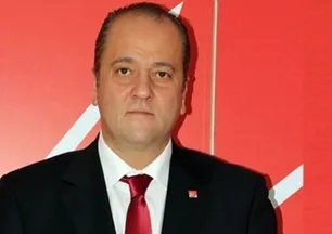 Eski CHP ilçe başkanı ofisinde ölü bulundu!
