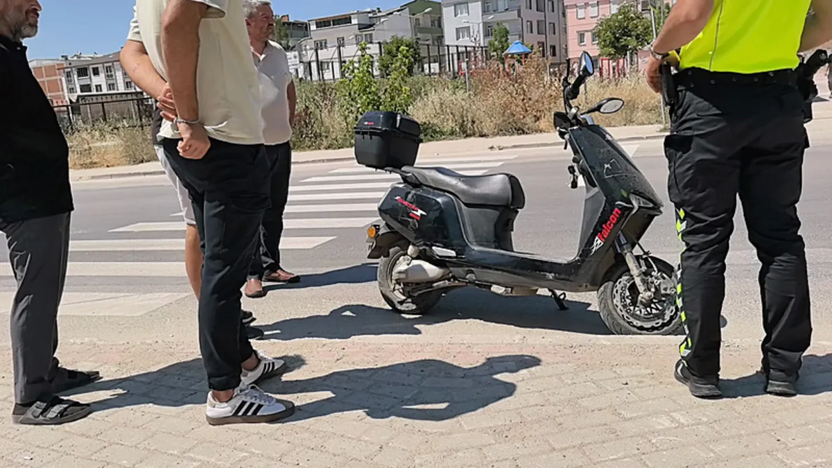 Bursa'da cip ile elektrikli bisiklet çarpıştı: 1 yaralı