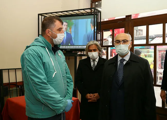 İzmir Valisi Köşger: Vaka ve vefat sayısı üçe katlandı - 5