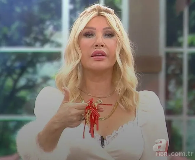 Esra Dermancıoğlu'nun estetik göndermesine Seda Sayan kayıtsız kalamadı! Cevabı olay oldu 22