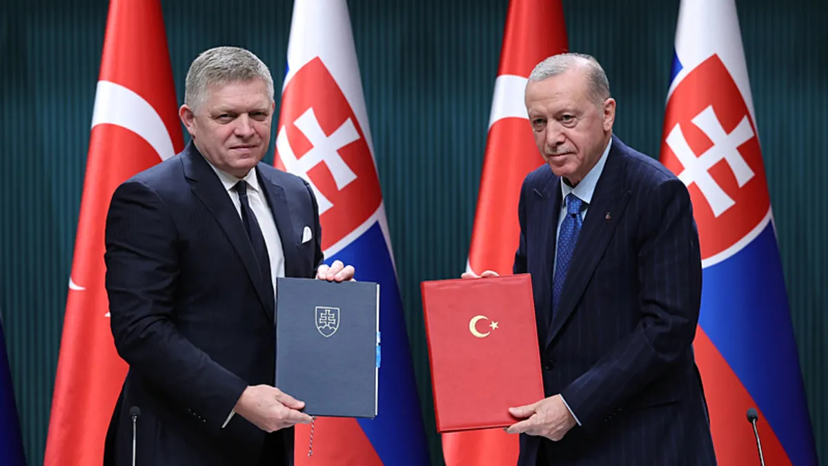 Türkiye-Slovakya arasında üç anlaşma ve ortak bildiri imzalandı