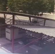 Kamyon paramparça oldu!