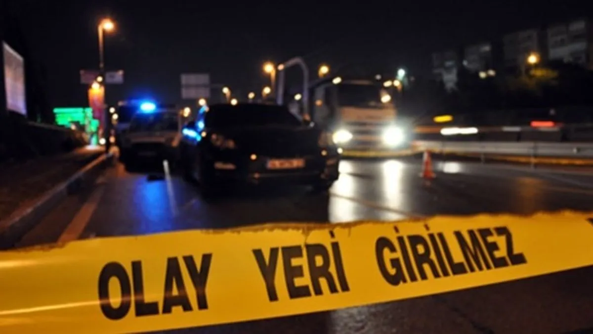 Manisa'da katliam gibi kaza! Kamyon ve otomobil çarpıştı: 5 ölü