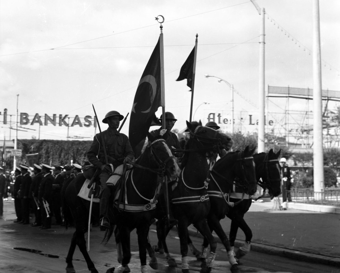 6-ekimde-ne-oldu-bugun-ne-gunu-istanbulun-kurtulusu-ne-zaman-onemi-nedir-iste-tarihcesi-1759725628980.jpg A Haber Foto Arşiv