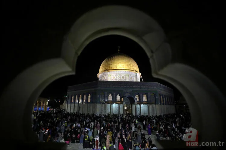 İsrail zulmü sürüyor! Mescid-i Aksa'da utanç verici anlar 20