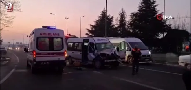 Minibüs tıra arkadan çarptı: 1 yaralı