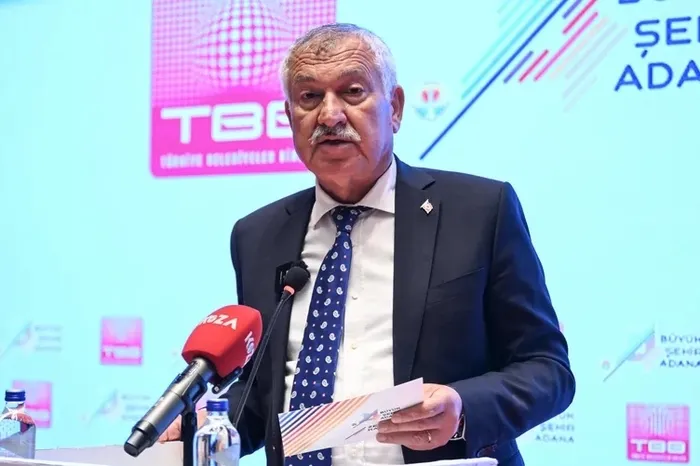 CHP’li belediyelerde "paralel kasalar"! Aziz İhsan Aktaş ve 200 sanık Silivri’de