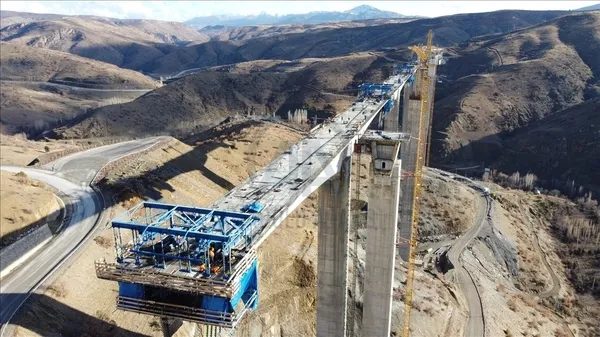 Eğiste Viyadüğü kesintisiz ulaşımın önünü açtı! - 4
