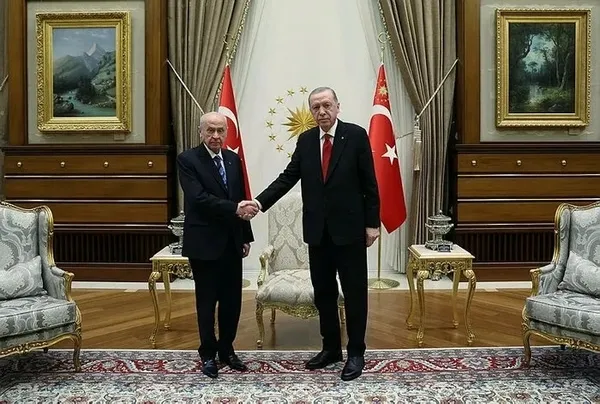 mhp-genel-baskani-devlet-bahceli-duyurdu-baskan-erdogan-ile-secim-calismalari-kapsaminda-gorusebilirz-1702312517958.jpeg MHP Genel Başkanı Devlet Bahçeli duyurdu: Başkan Erdoğan ile seçim çalışmaları kapsamında görüşebilirz - 3