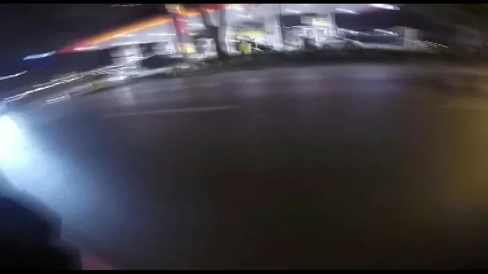 1714892559683.jpeg Önce motora çarptı sonra benzin istasyonuna daldı! Yer: Kadıköy - 3