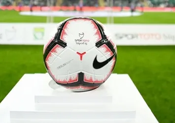 Süper Lig'de zirve yanıyor! 7 takım yarışta...