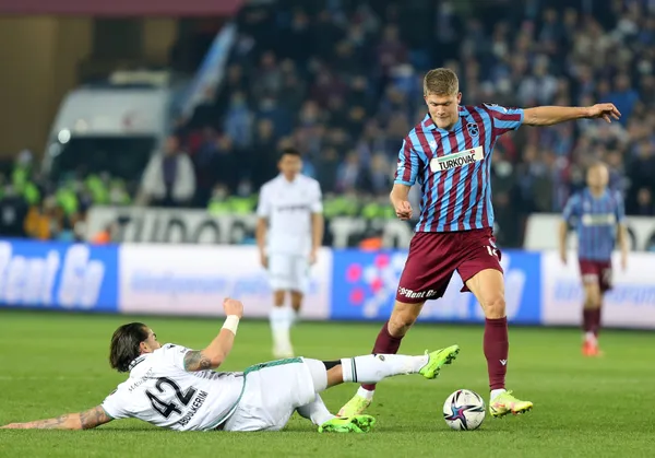 Son dakika | Trabzonspor'da ayrılık! Andreas Cornelius Kopenhag'a transfer oldu - 6