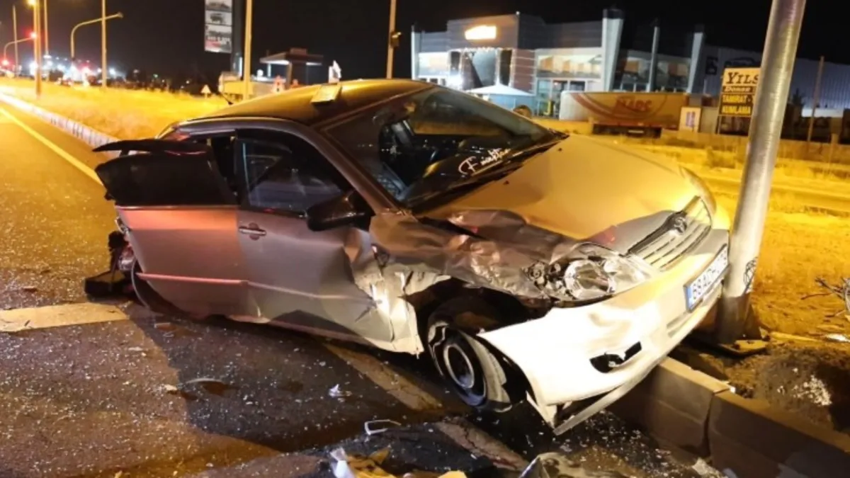 Aksaray'da korkunç kaza! TIR iki otomobili biçti: 1 yaralı