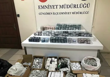İstanbul kaçak cep telefonu operasyonu! 2 milyonluk teknoloji vurgunu yapacaklardı