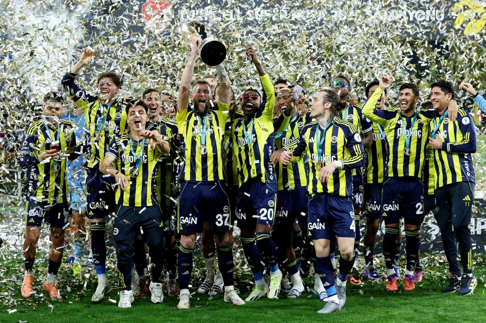 sampiyonluk-dugumu-rams-parkta-cozuluyor-yapay-zeka-dev-derbiyi-analiz-etti-1777129497005.jpg Fotoğraf (Ahaber.com.tr-arşiv)