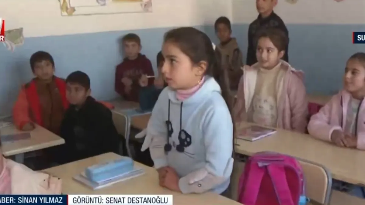 Münbiç’te eğitim hayatı yeniden canlandı! Terörün izleri siliniyor