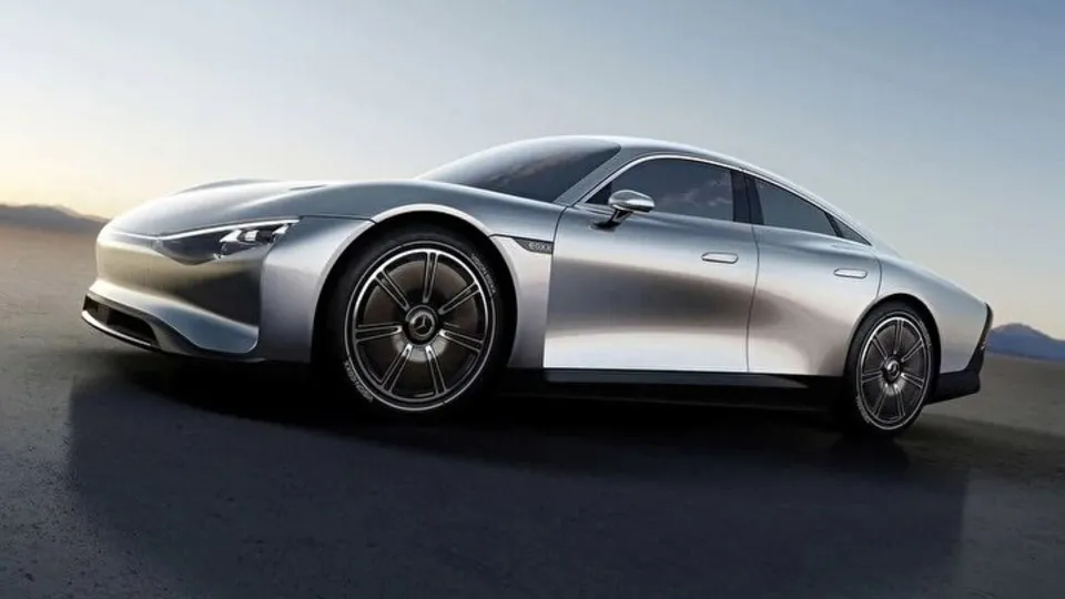 Tek şarjla bin kilometre yol alıyor! Mercedes yeni canavarını tanıttı