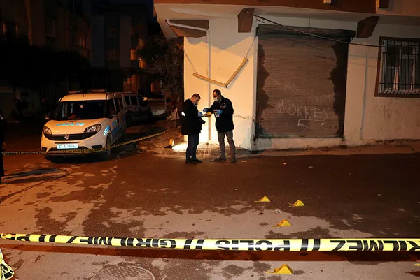 Gaziantep’te vahşet! Sosyal medyadaki tartışma sokağa taştı: 1 ölü, 3 yaralı - 2