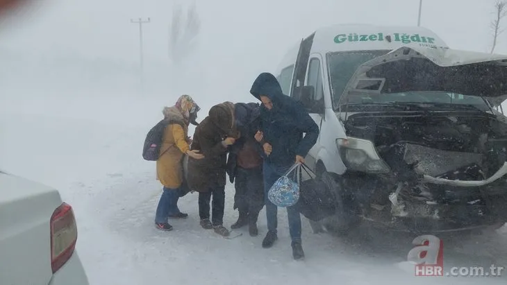 Erzurum’da zincirleme kaza: Çok sayıda yaralı var! Onlarca araç yerinden kıpırdayamıyor