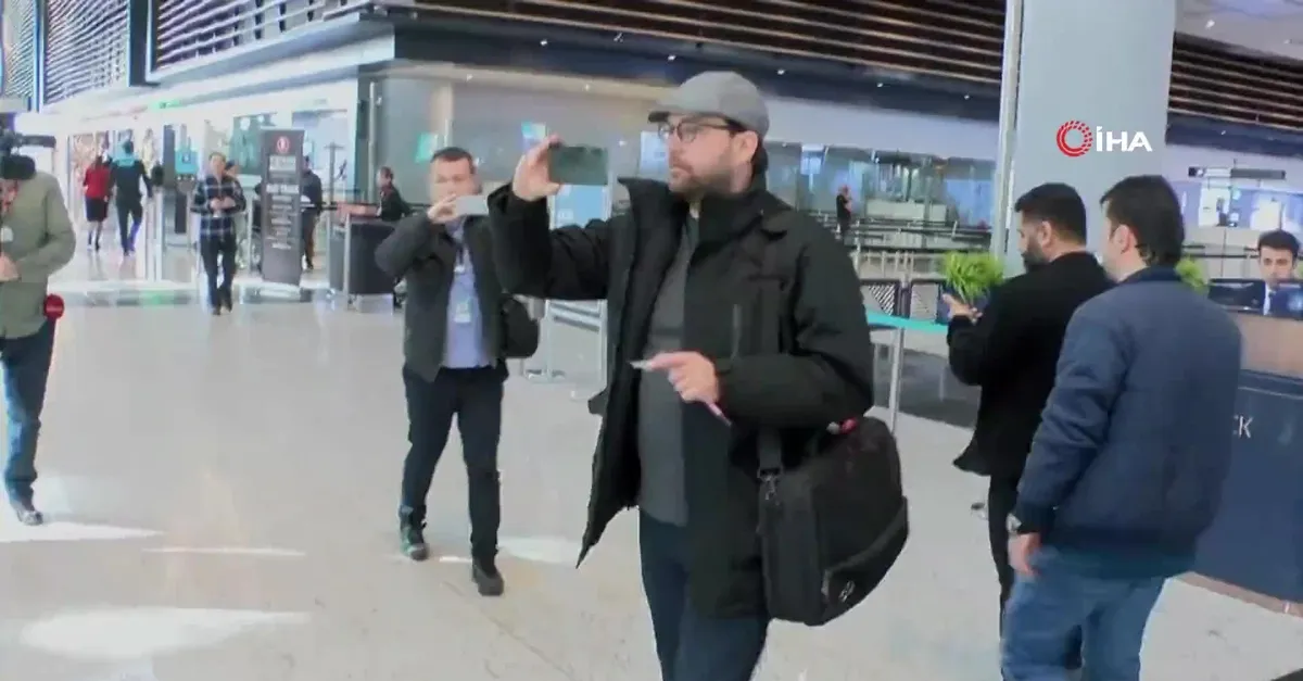 İsveçli ırkçı siyasetçi Jimmie Akesson Edirne'de bildiri dağıtırken yakalanmıştı! Sınır dışı edildi |Video