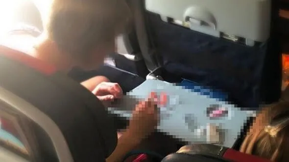 Uçakta yolcuların verdiği görüntüler sosyal medyayı salladı