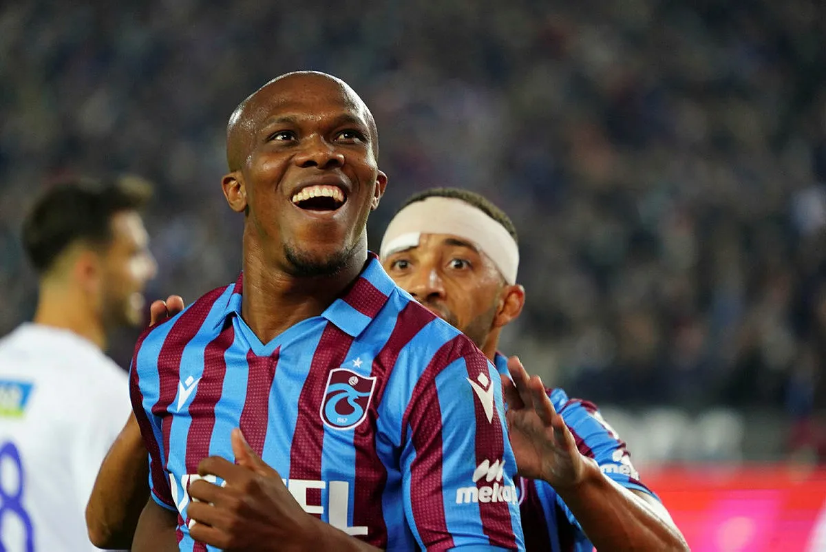 Süper Lig'de yılın transfer bombası! Galatasaray Trabzon'dan Nwakaeme'yi istiyor! İşte görüşmenin detayları...