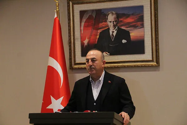 Dışişleri Bakanı Mevlüt Çavuşoğlu Antalya’da deprem felaketiyle ilgili önemli açıklamalar