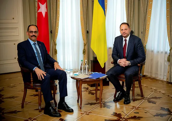 Son dakika: Türk ve Ukrayna heyetlerinden Kiev'de kritik görüşme - 3