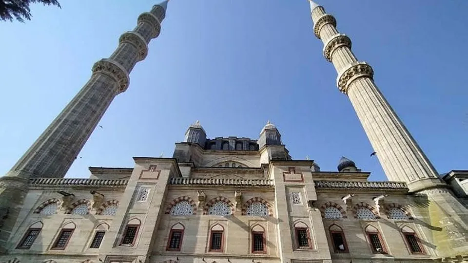 Selimiye Camii ibadet ve ziyarete kapatılmadan onarılacak | Video