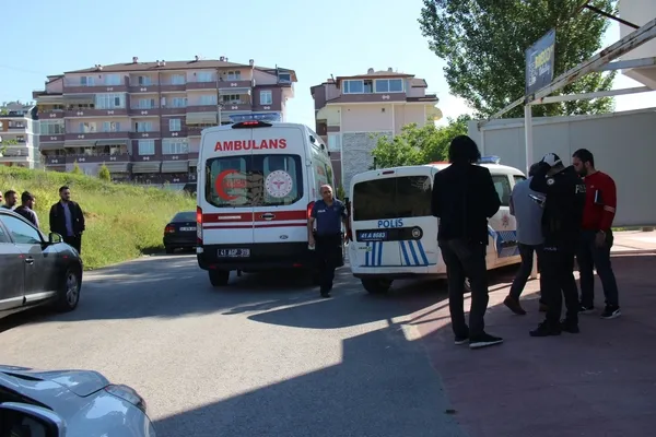 kocaelinde-kahreden-olay-3-aylik-bebek-annesi-emzirdikten-sonra-oldu-1653042111744.jpg Kocaeli’nde kahreden olay! 3 aylık bebek annesi emzirdikten sonra öldü - 1