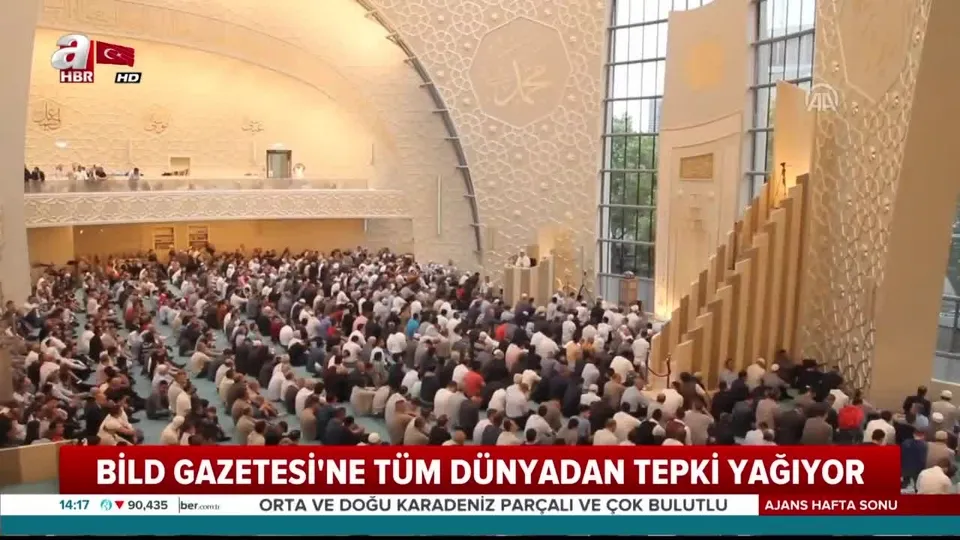 Alman Bild gazetesi camileri hedef aldı