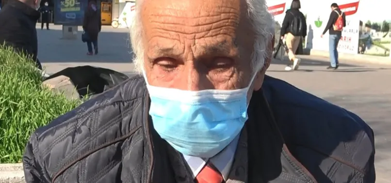 Karantinadaki oğluna ekmek götürürken gözyaşlarını tutamadı